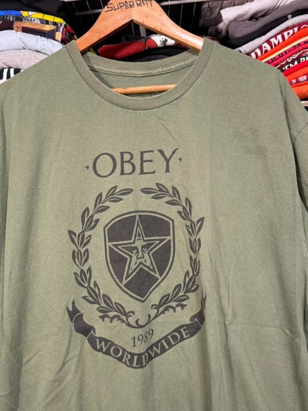 Obey worldwide graphic t shirt green